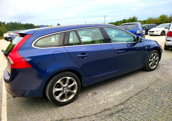 Volvo V60 cena 37500 przebieg: 191200, rok produkcji 2012 z Szepietowo małe 352